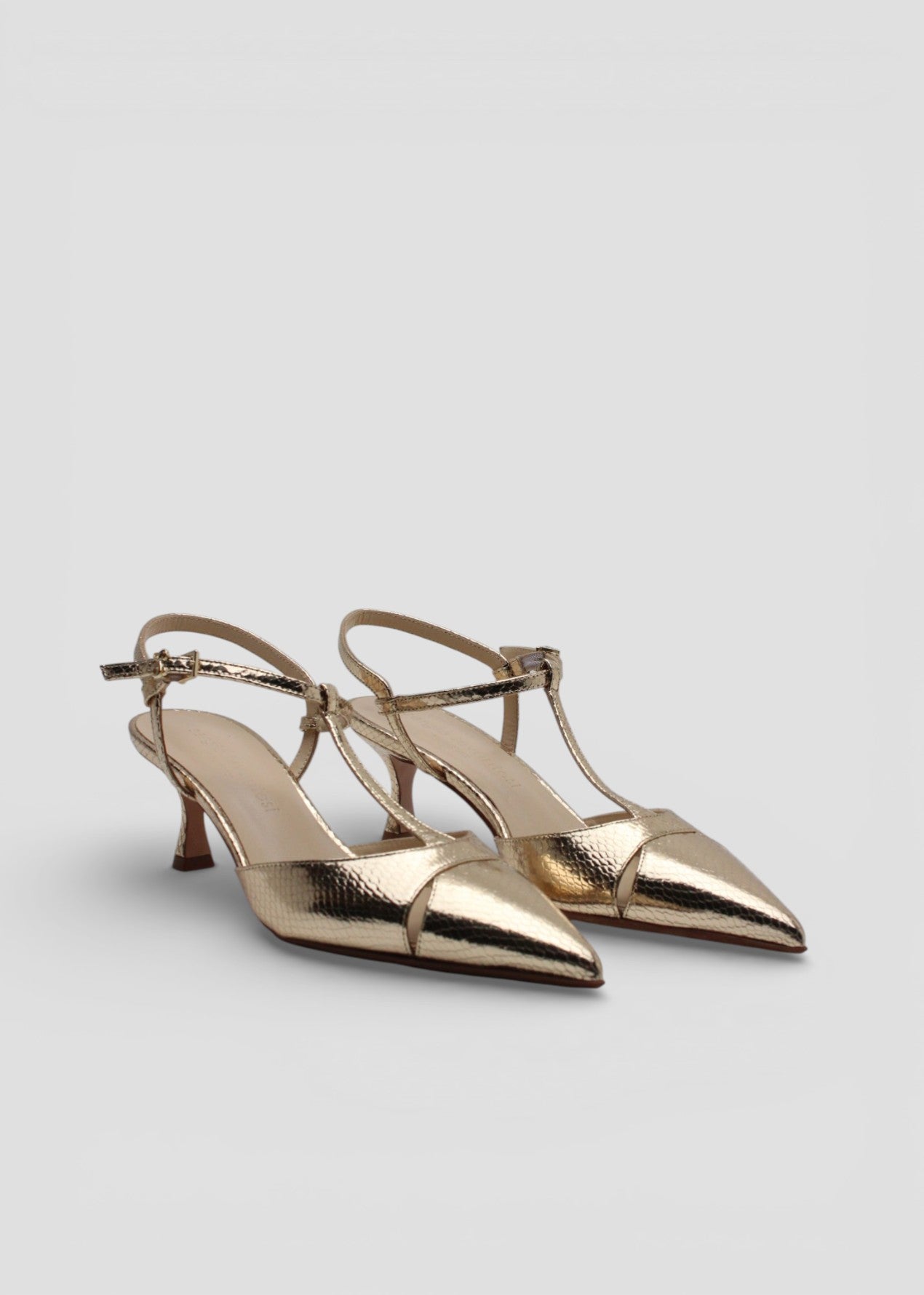 SS26-EDVIGE6 SLINGBACK ASPIS ORO