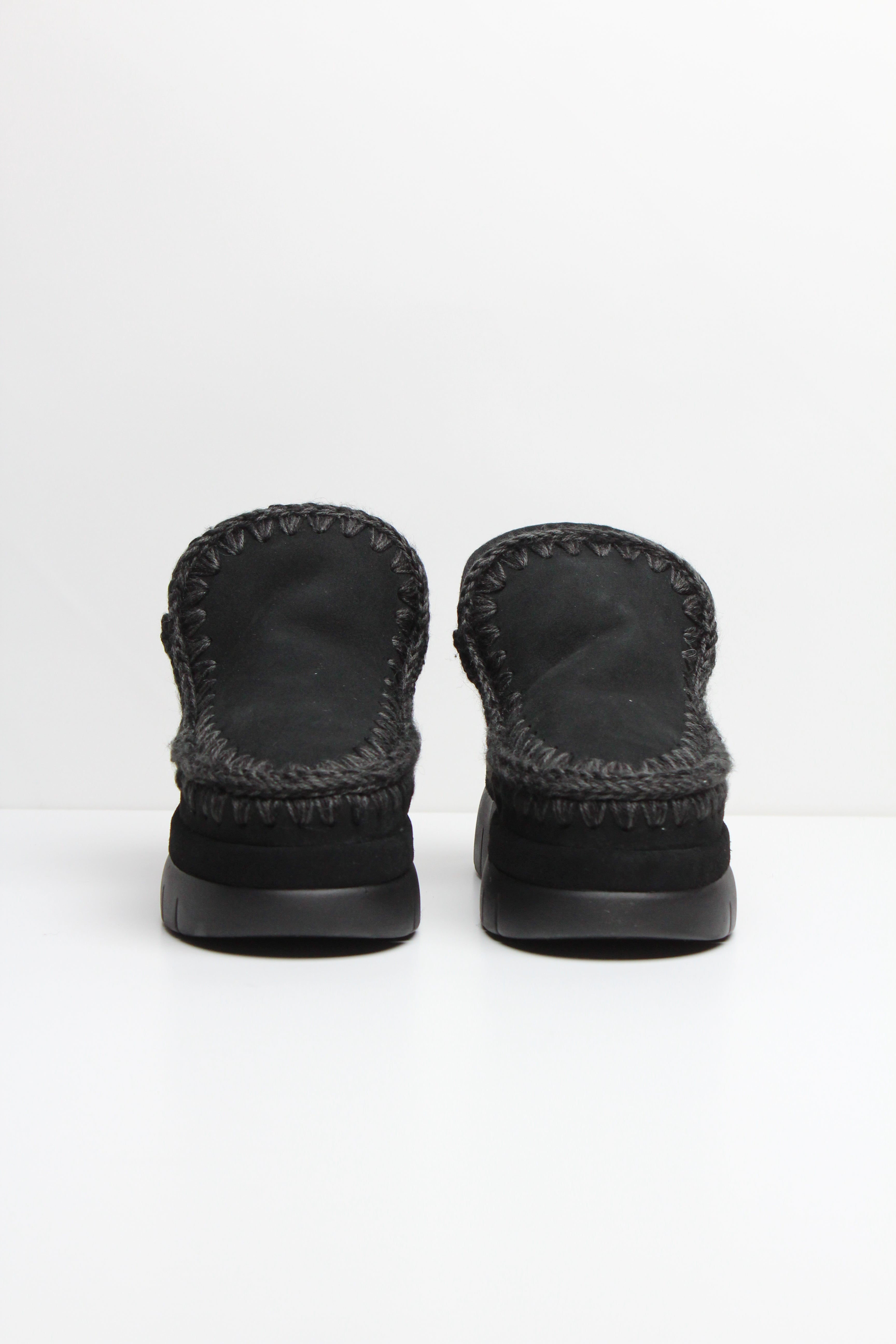 FW25-MU-FW751000A  BOUNCE WELT SNEAKER SUEDE COLORE BLACK