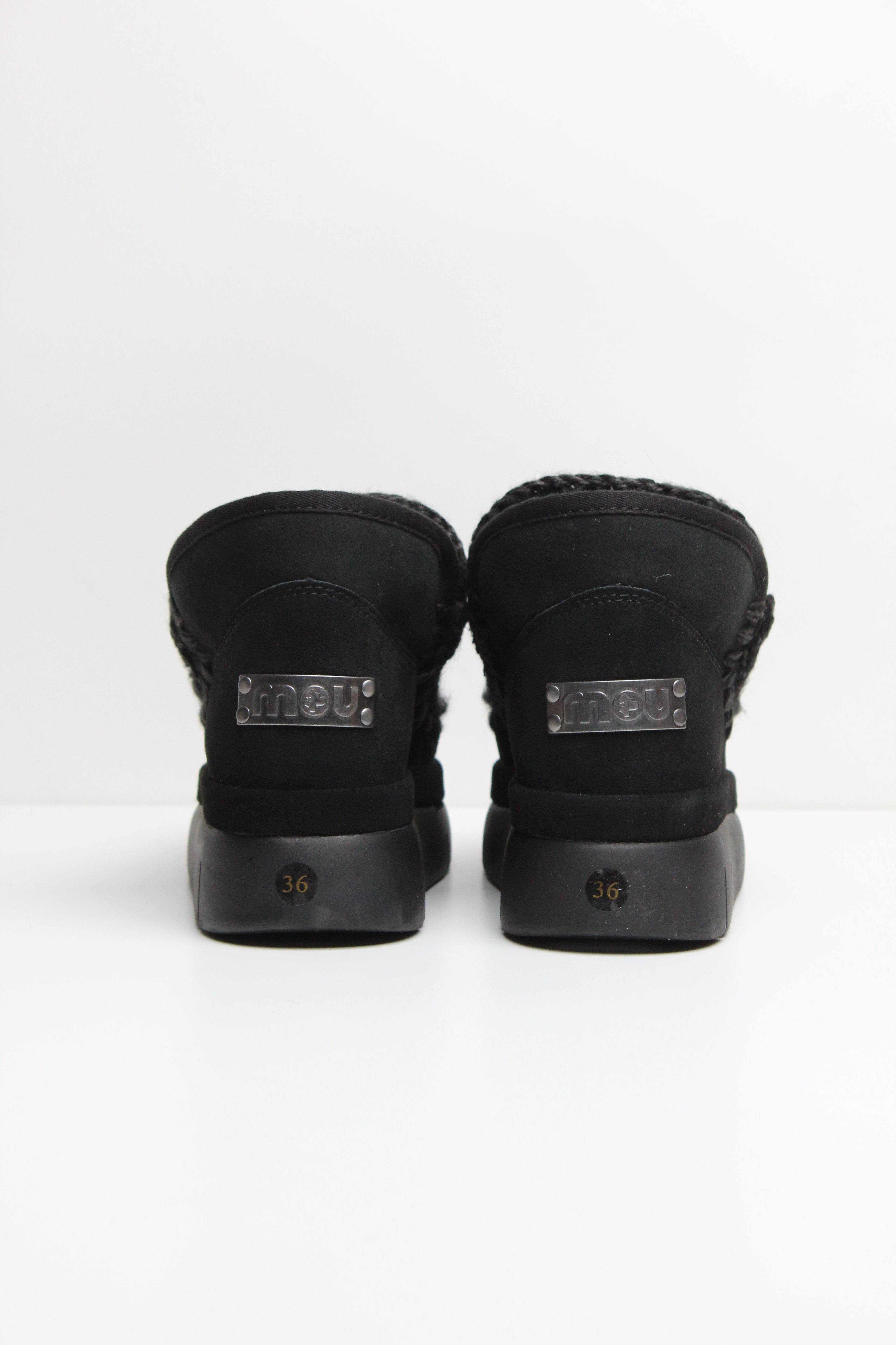 FW25-MU-FW751000A  BOUNCE WELT SNEAKER SUEDE COLORE BLACK