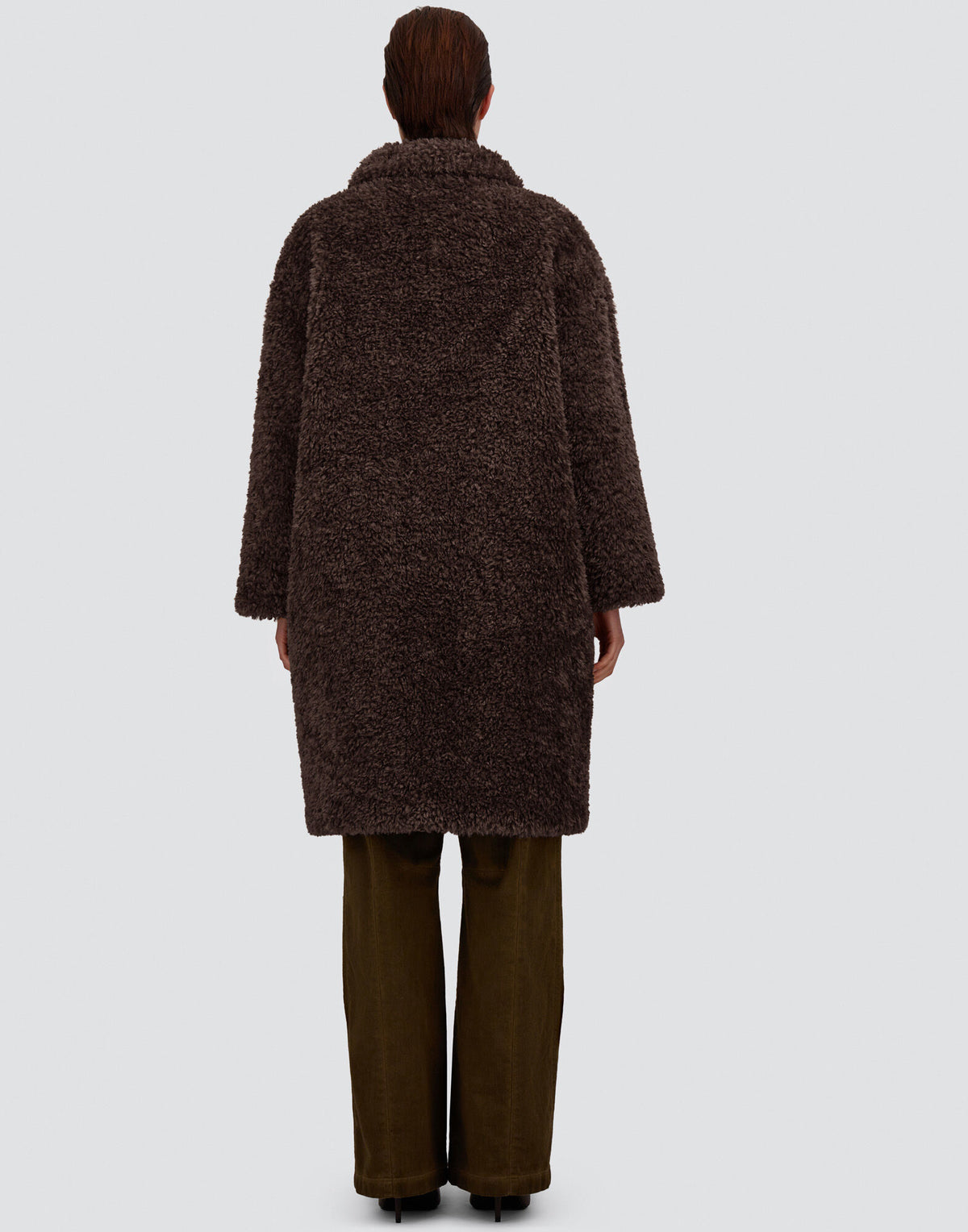 GC000610D-12421-8810  Cappotto monopetto in tessuto effetto pelliccia riccia FONDENTE