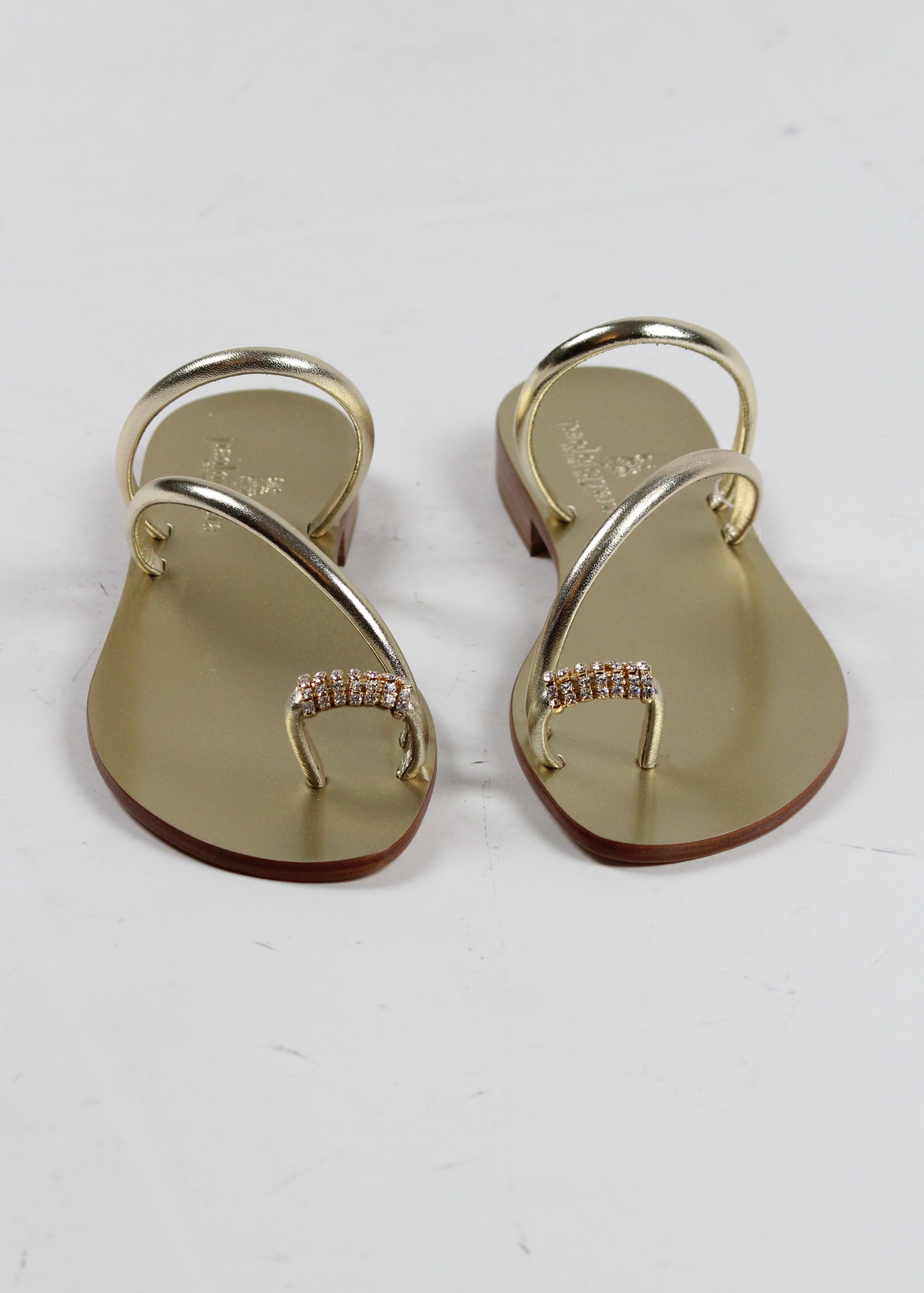 SS25-2917-T15  SANDALO CAPRESE GIOIELLO IN LAMINATO PLATINO