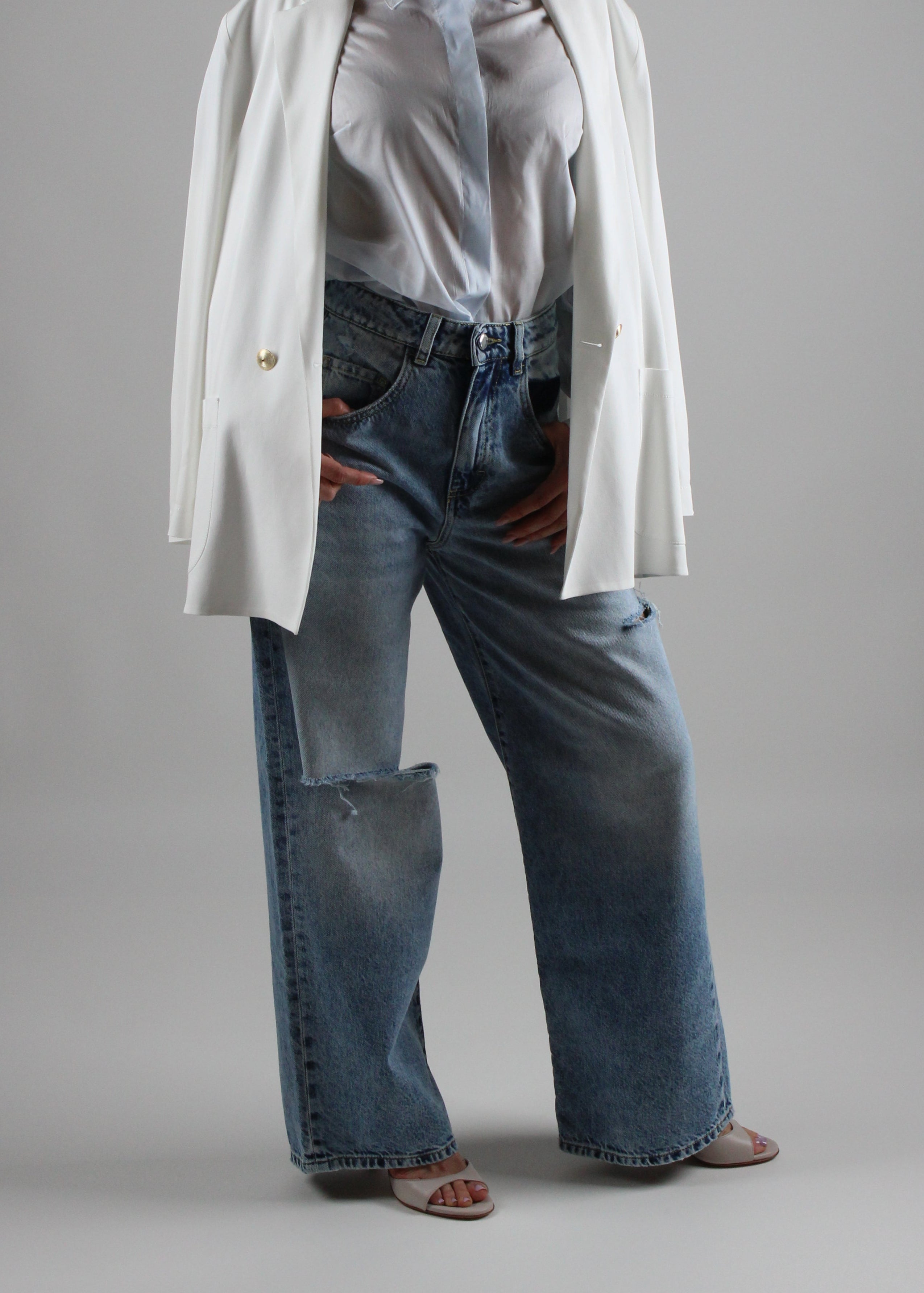 SS25  JEANS POPPY GAMBA LARGA CON ROTTURE COLORE DEMIN MEDIO