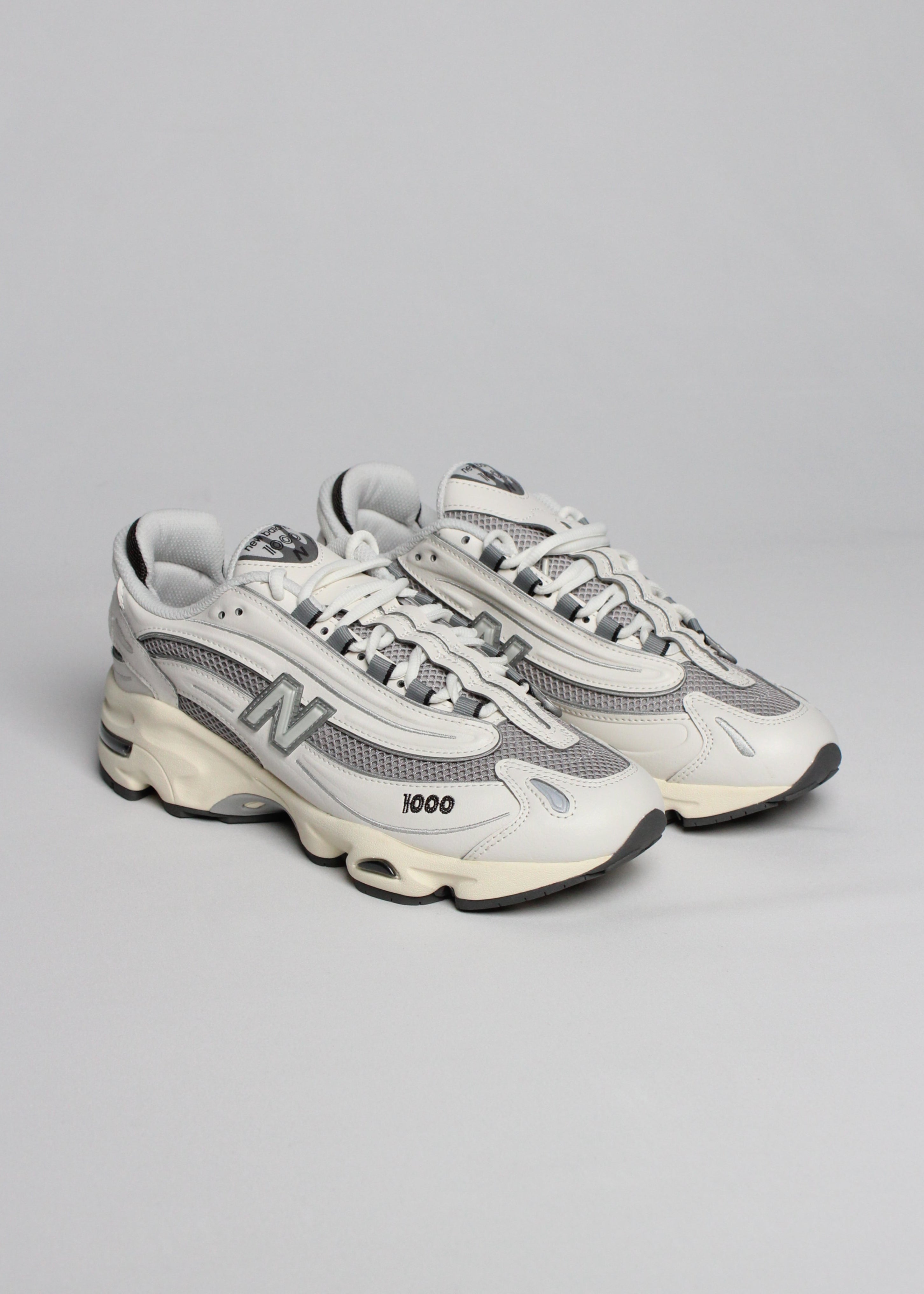 SS25 M1000MEW SNEAKERS  IN PELLE SINTETICA  E TESSUTO COLORE SEA SALT