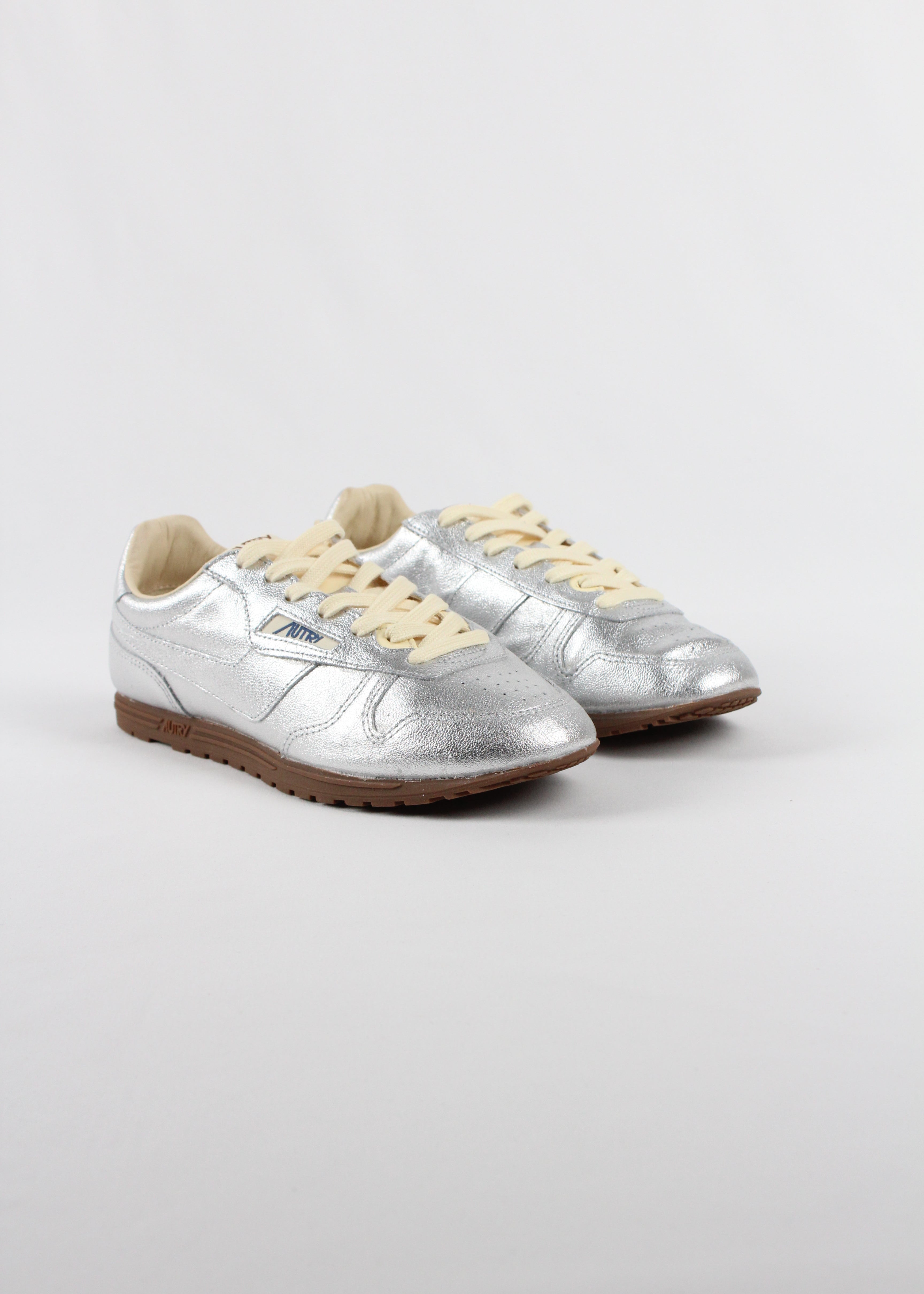 AI/SS25 WSLW-TO01  SNEAKERS  WINDSPIN  LAMLEA/NYL  SILV/IVORY