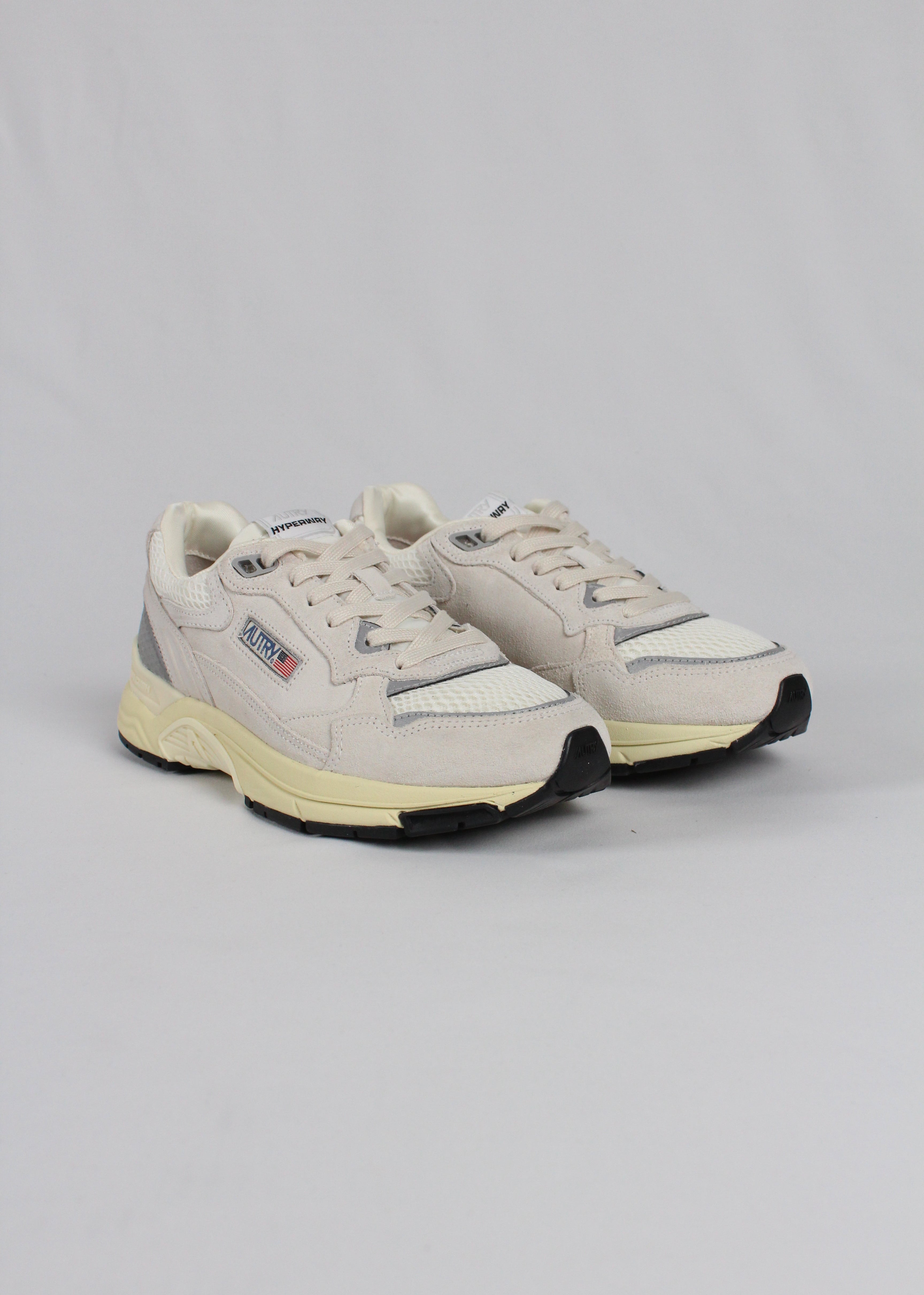 AI/SS25 HYLW-UM10 SNEAKERS  HUPERWAY  SUEDE/MESH WHT/SILV