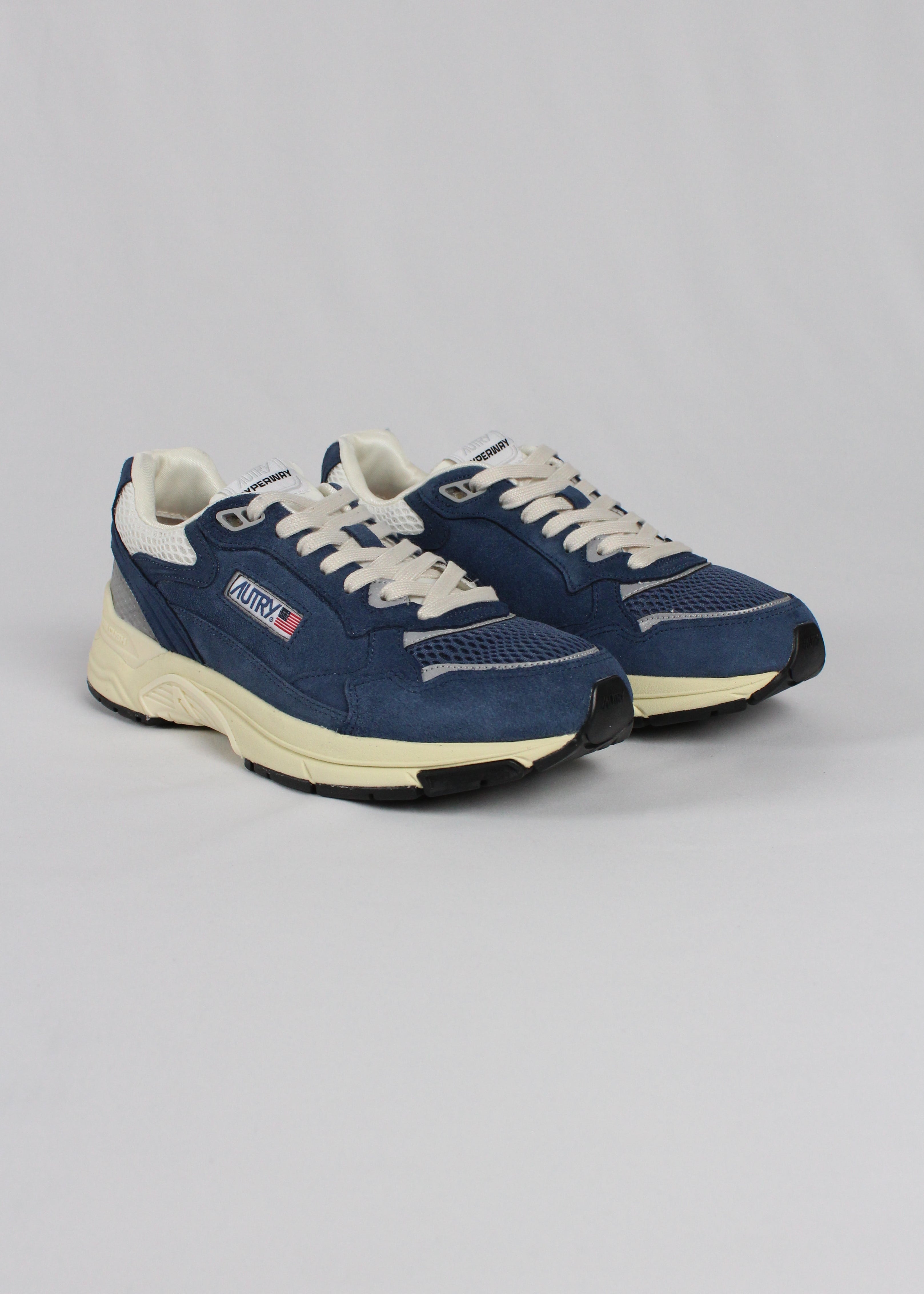 AI/SS25 HYLM-UM09  SNEAKERS  HUPERWAY  SUEDE/MESH  WHT/GREY