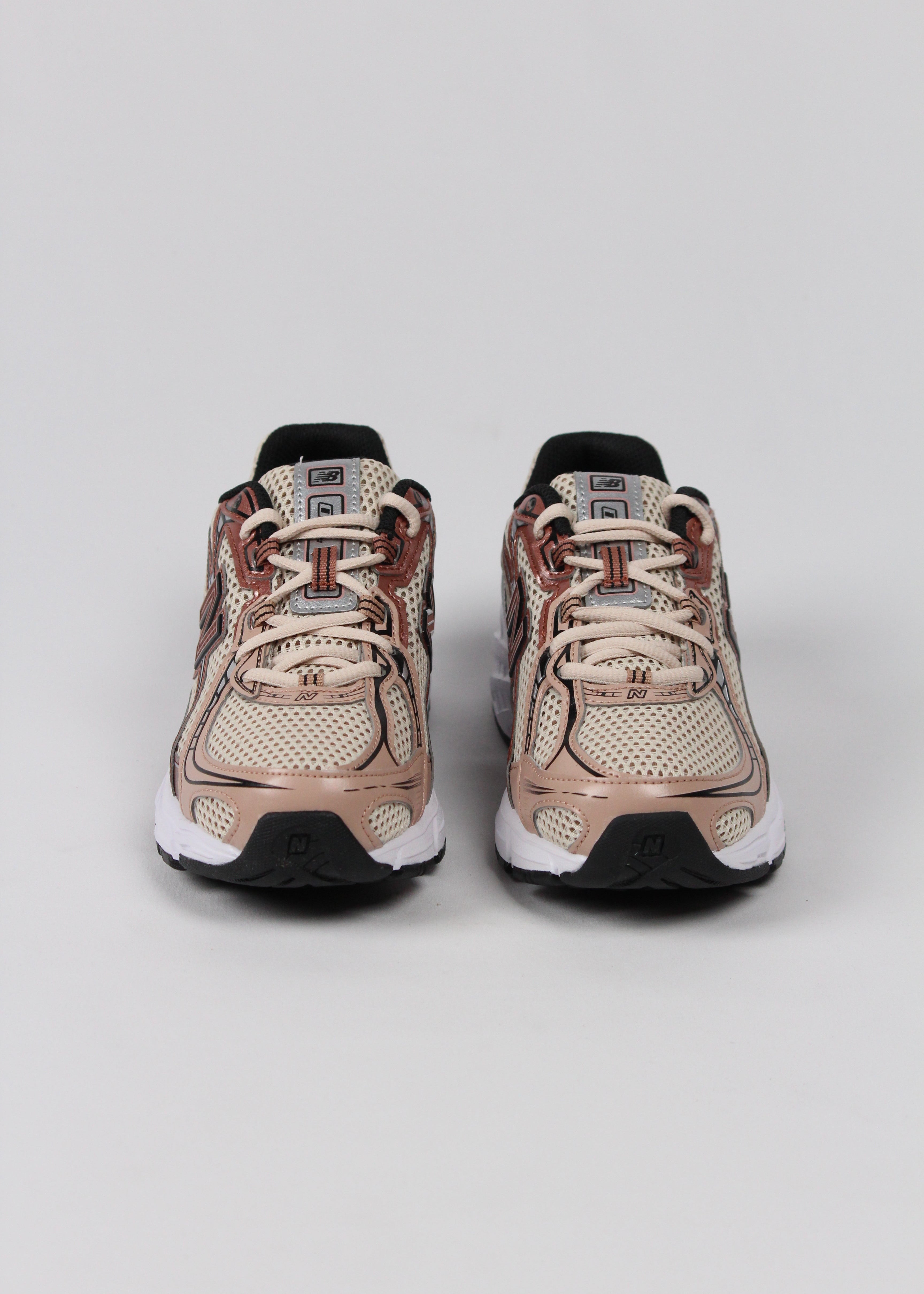 AI/SS25-U740BB2 SNEAKERS SYNTHETIC-MESH  BEIGE