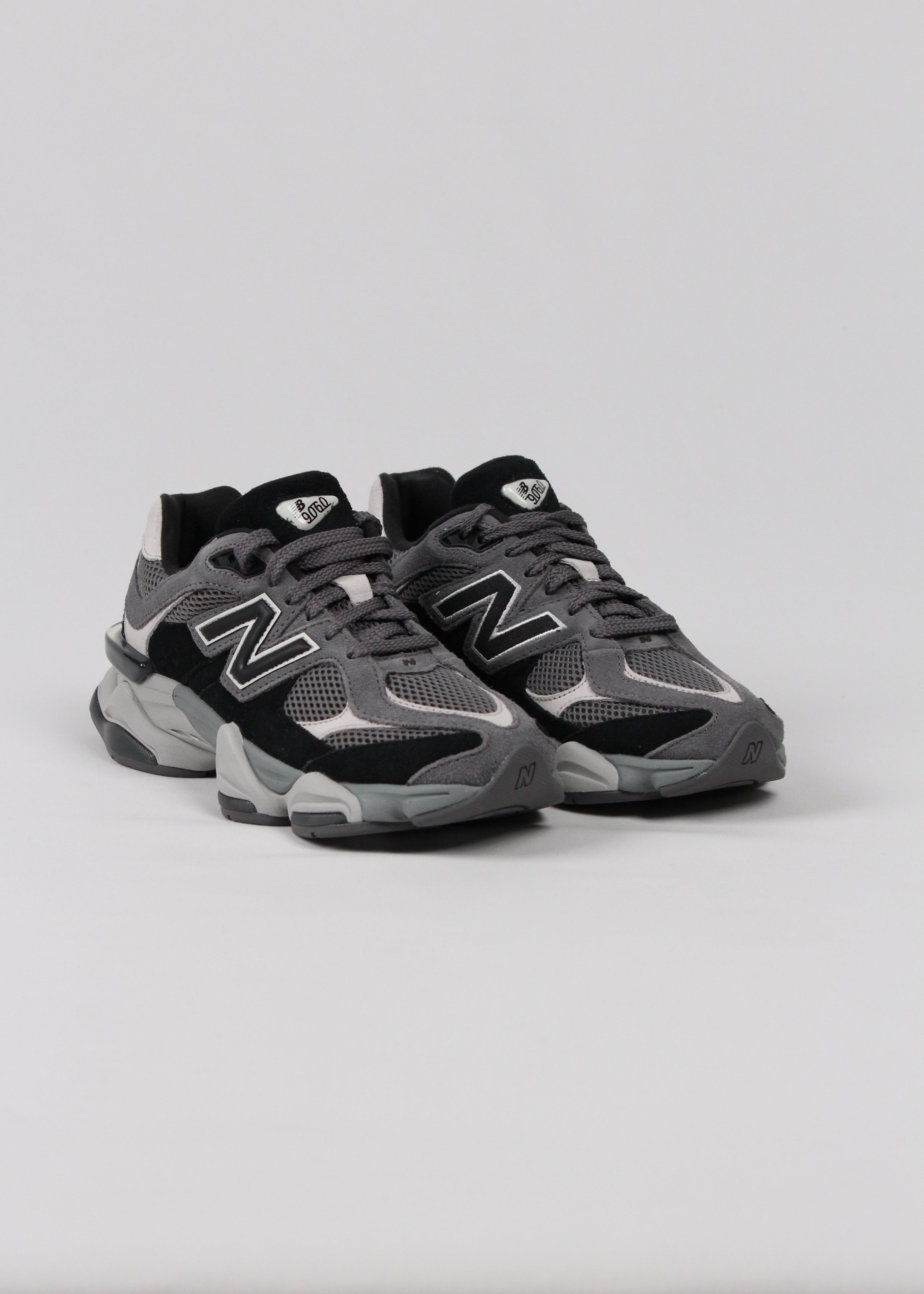 AI/SS25-U9060ERA SNEAKERS SUEDE-MESH BLACK