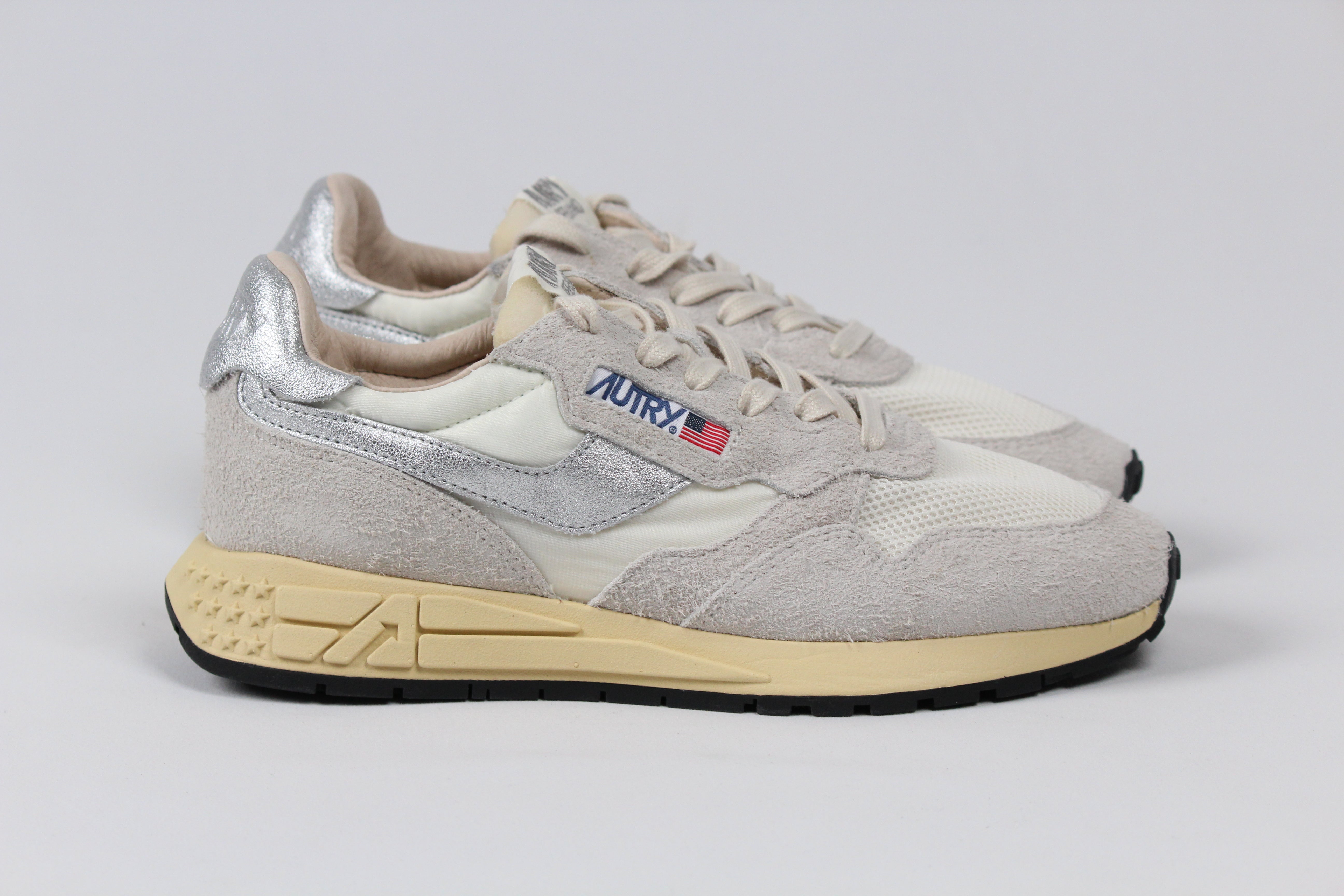 AI/SS25 WWLW-MU01  SNEAKERS  REELWIND   SUEDENIL/NET  WHT/SILV