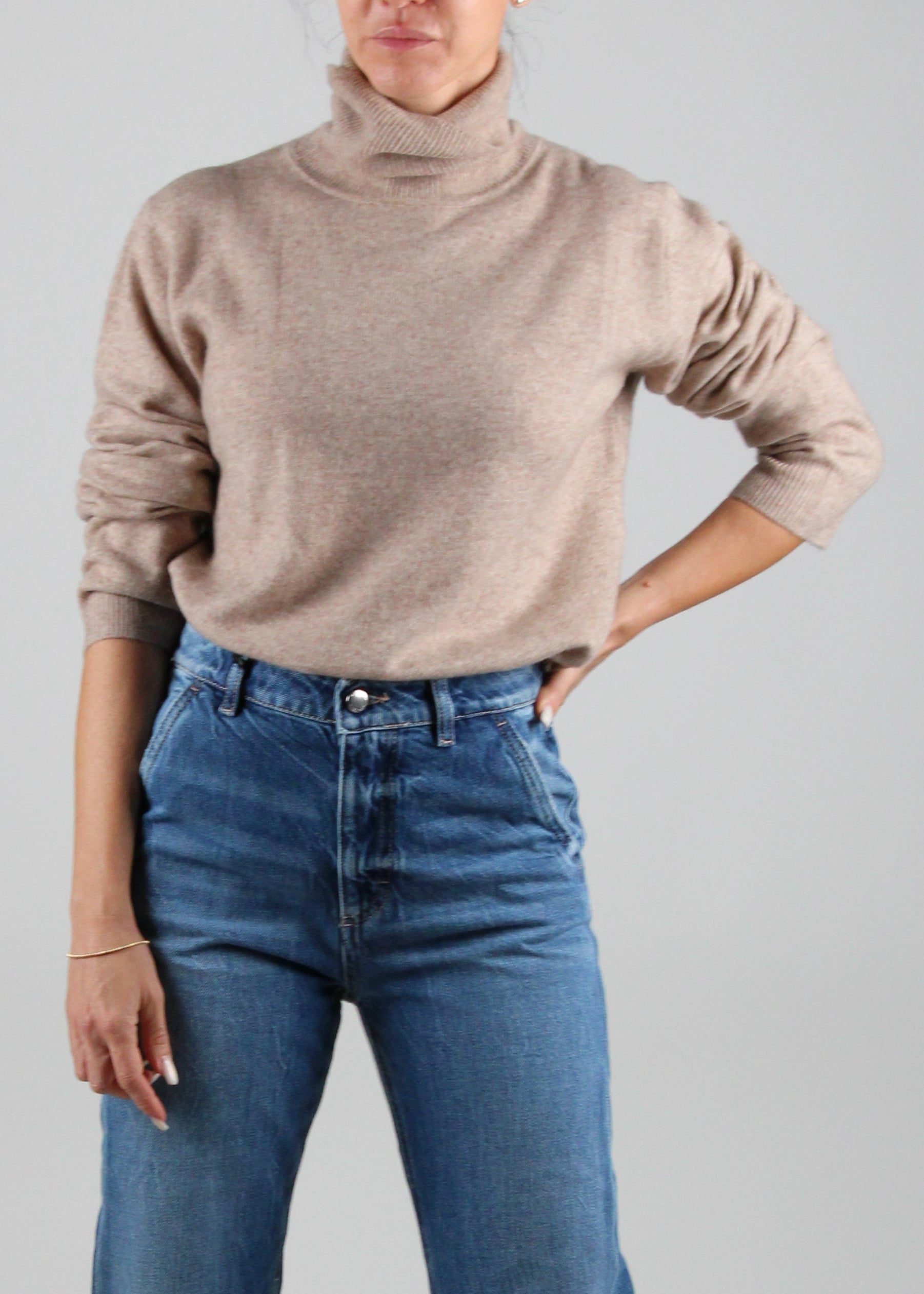 FW25-ACF202037C THEMYS MAGLIONE  DOLCEVITA IN 100% CASHMERE DA DONNA COLORE CHESTNUT