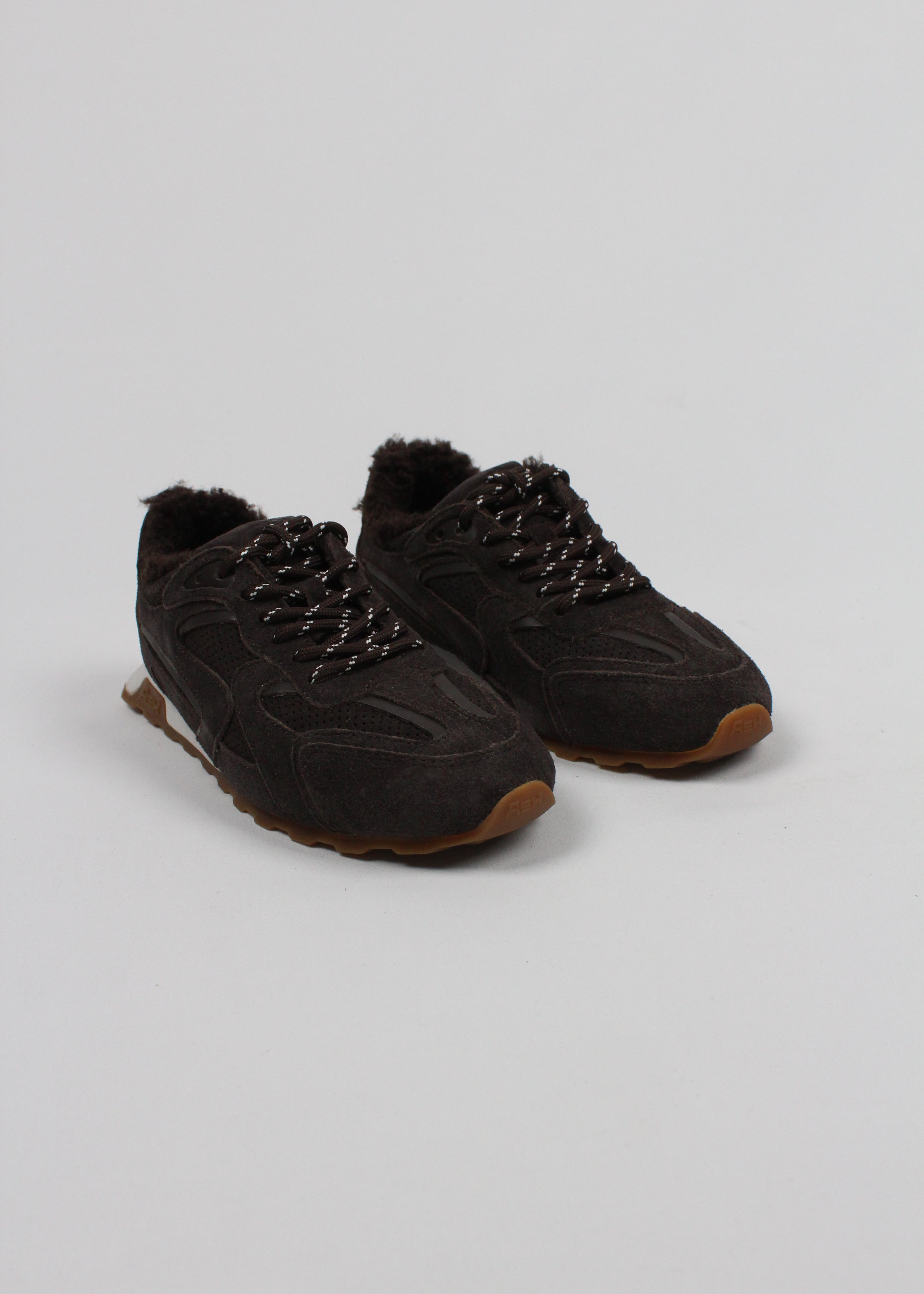 FW25-KASARFUR02  SNEAKERS KASARFUR IN SUEDE TESTA DI MORO CON INTERNO IN LANA EFFETTO ORSETTO