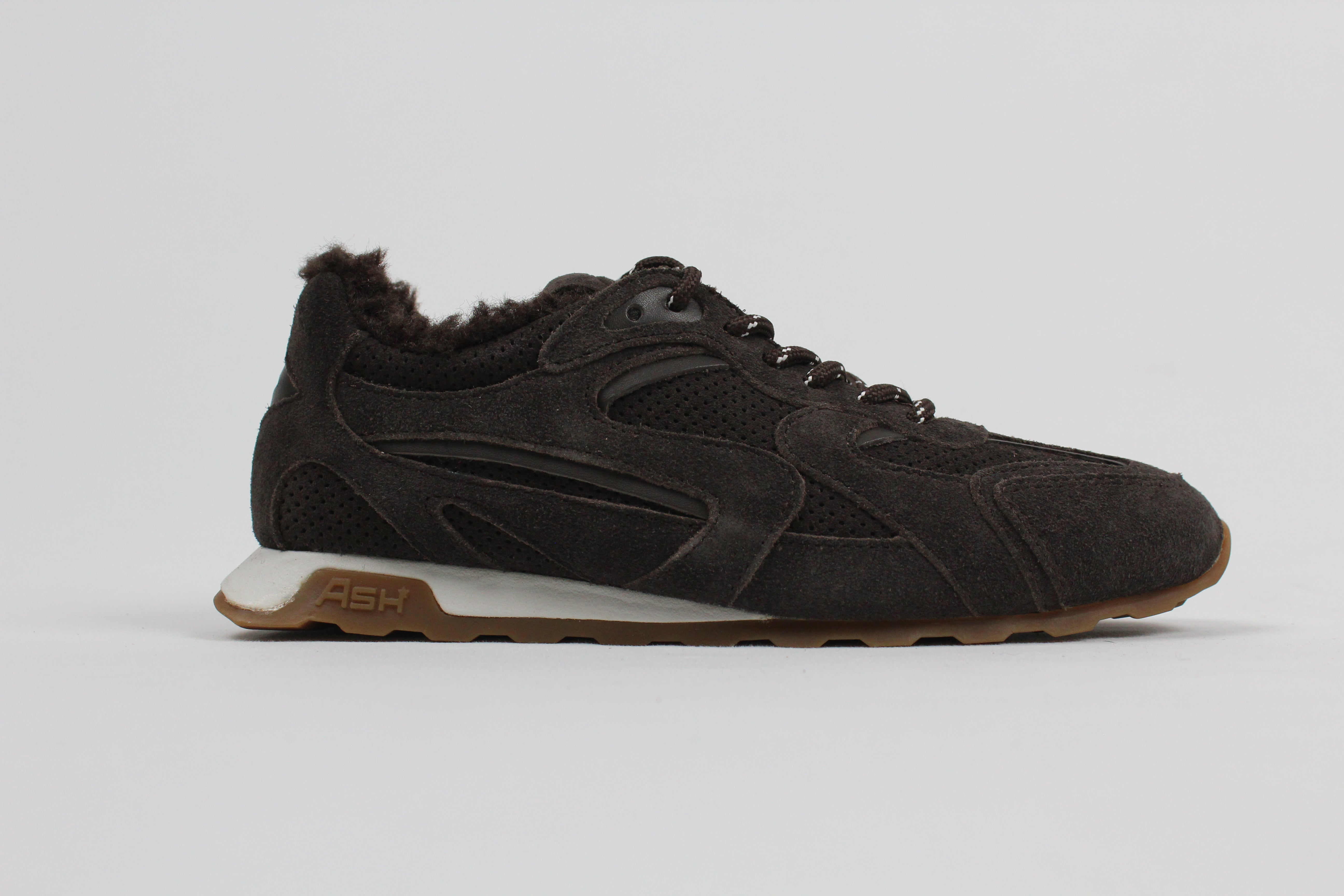 FW25-KASARFUR02  SNEAKERS KASARFUR IN SUEDE TESTA DI MORO CON INTERNO IN LANA EFFETTO ORSETTO