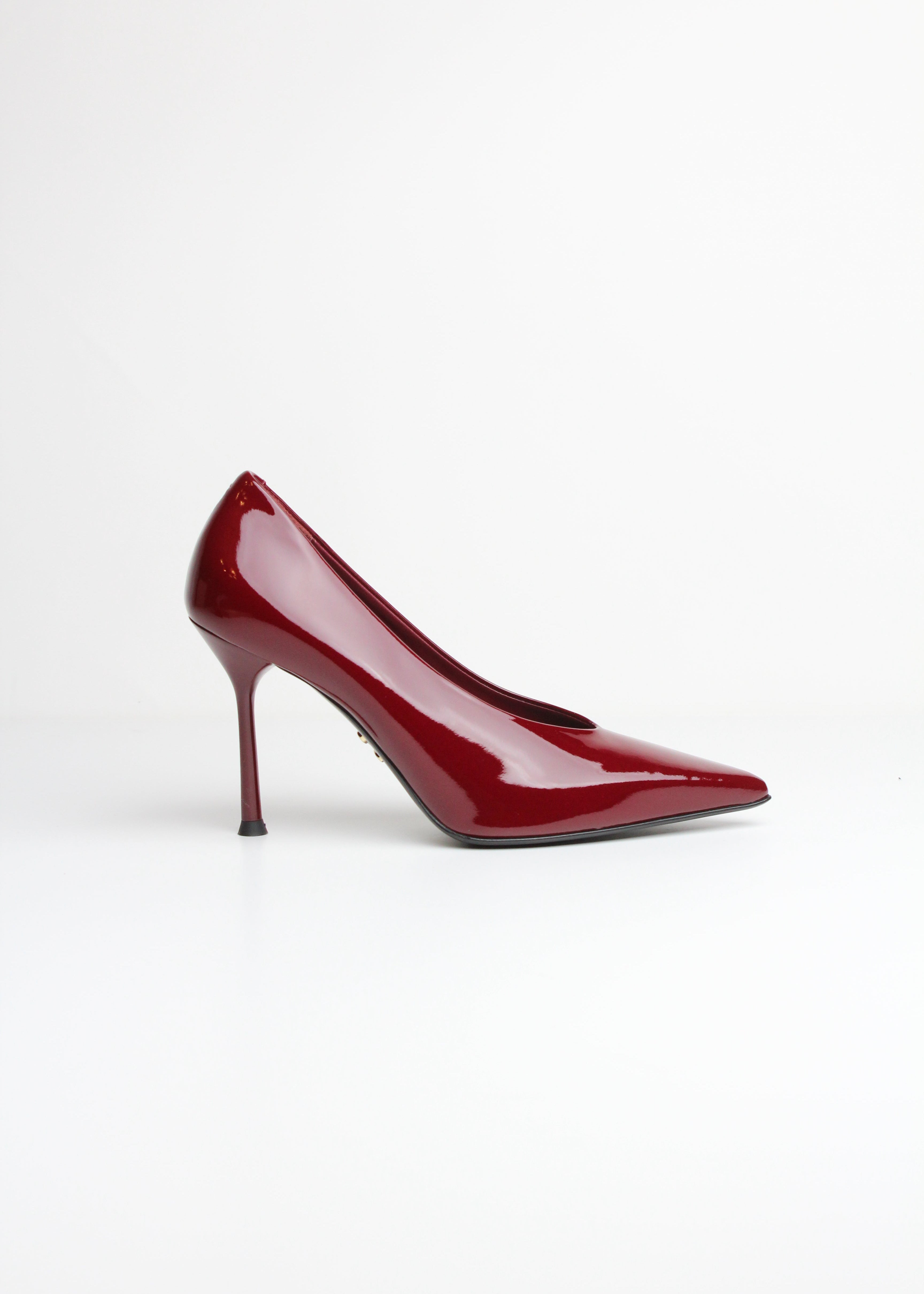 FW25-MODERNA56  DÉCOLLETÉ IN VERNICE  RED LAQUE