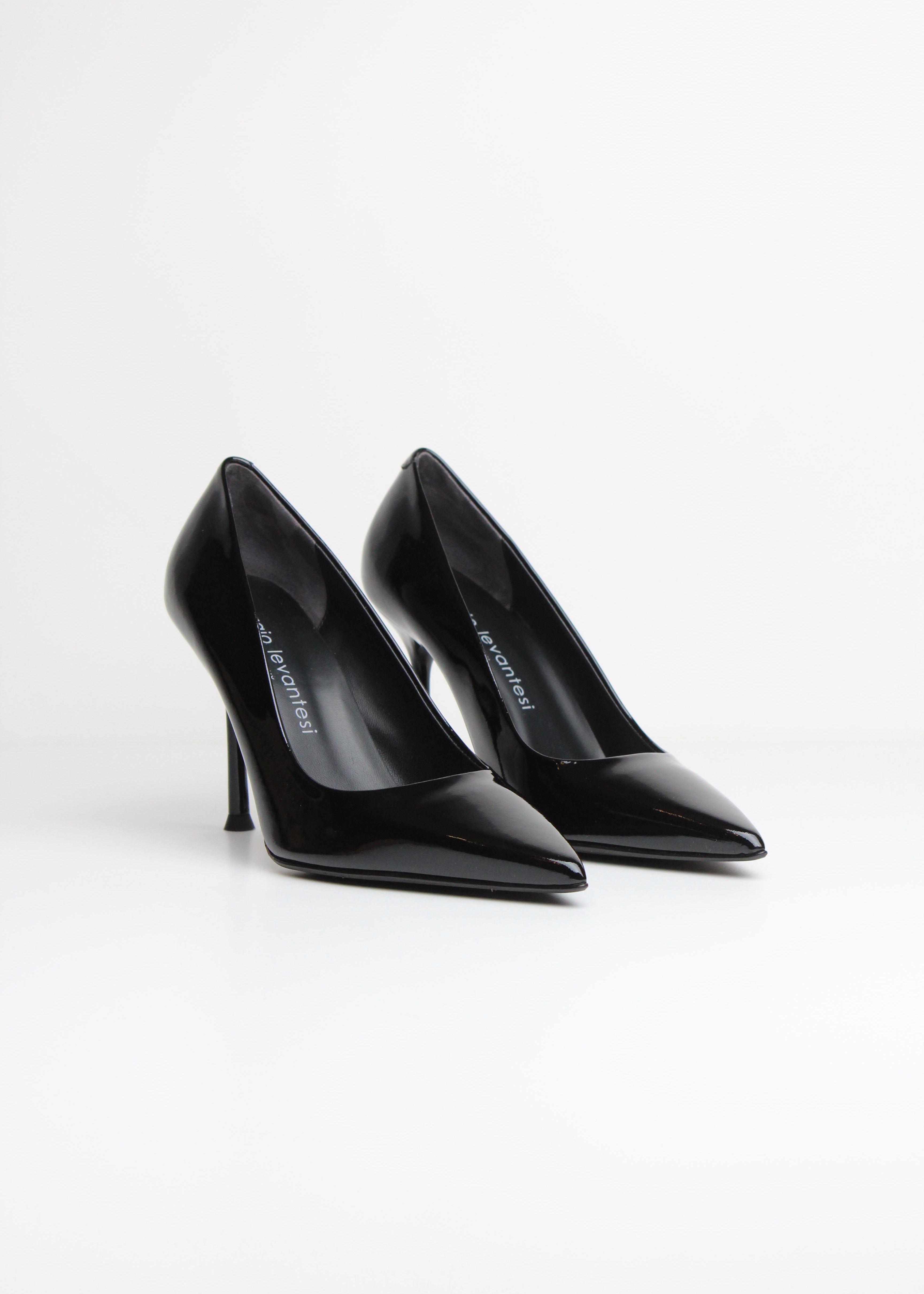 FW25-MUSA  DÉCOLLETÉ IN VERNICE  NERA