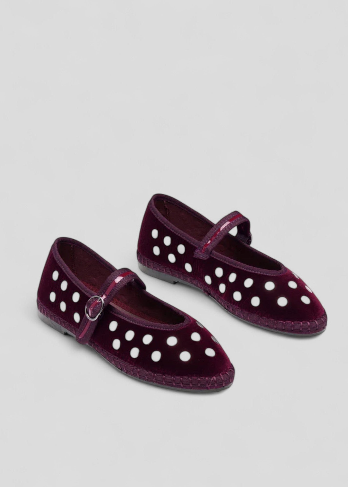 AI/FW25-BALLERINE MAE SILVER WINE