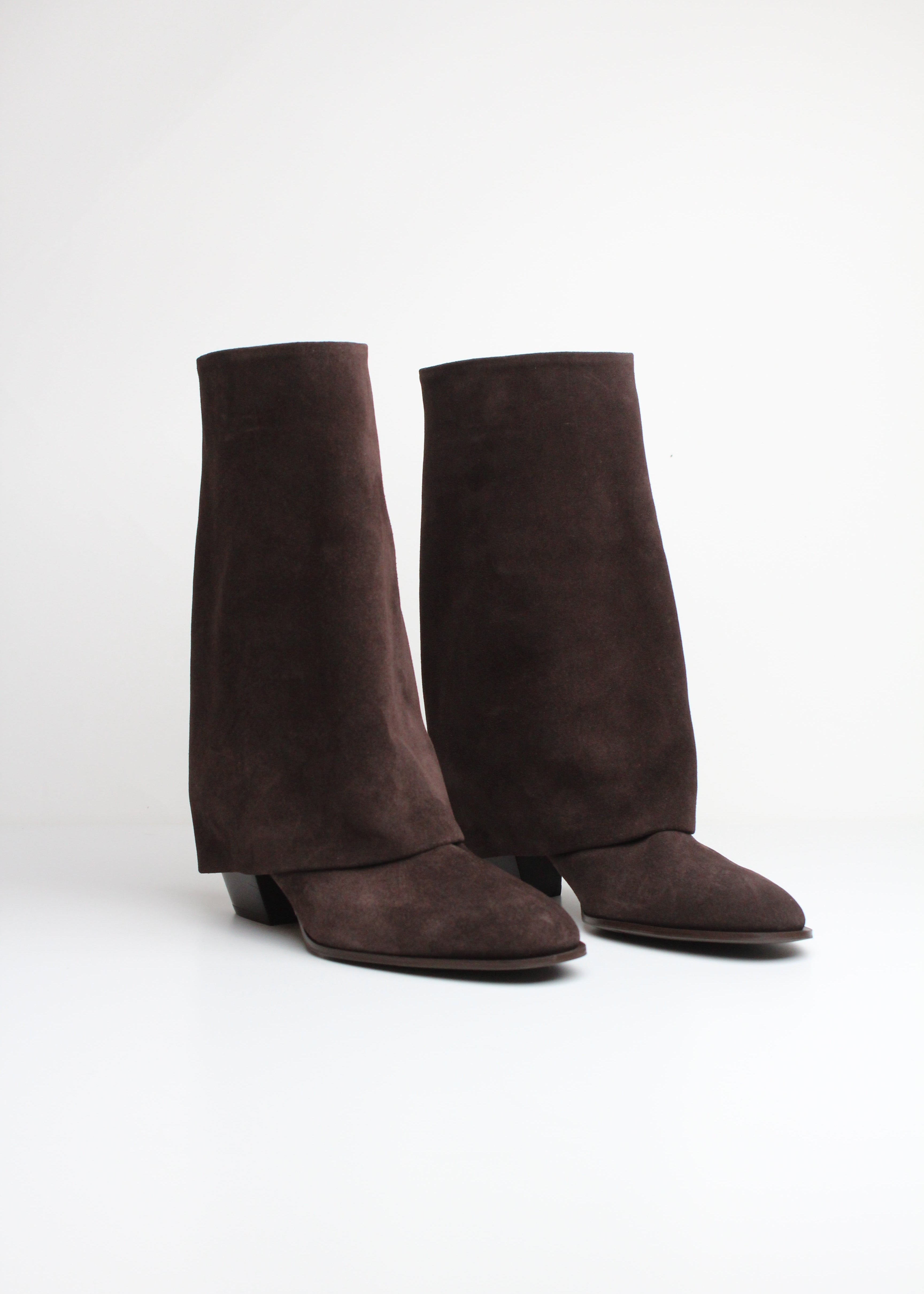 FW25-PRIMA56  STIVALE  IN PELLE SCAMOSCIATA  EBANO