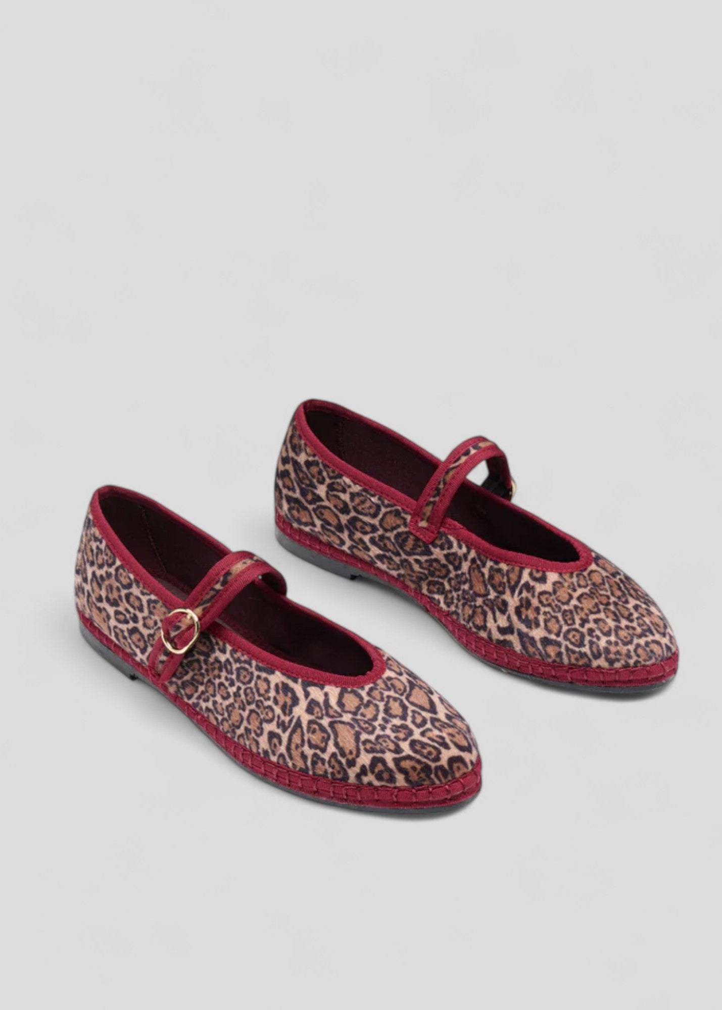 AI/FW25-BALLERINE PIERRE LEOPARD GARNET
