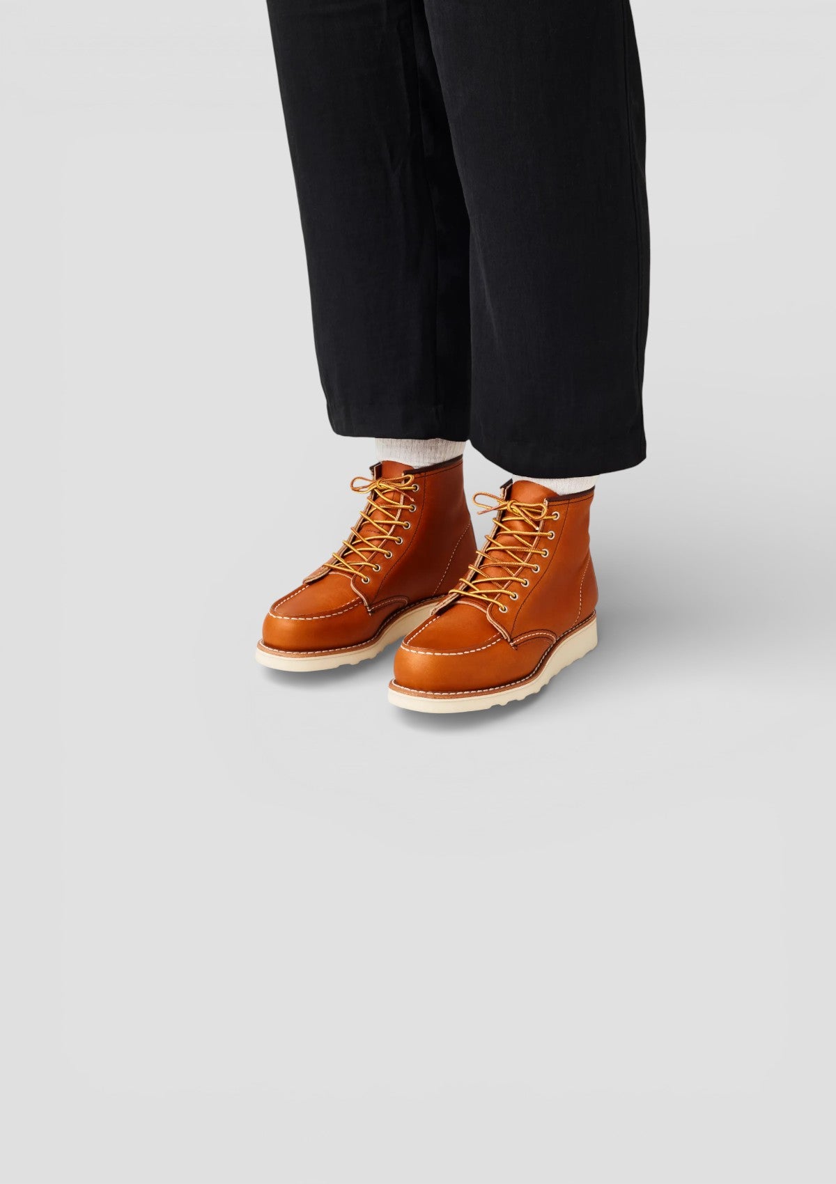 3375   STIVALETTO DA DONNA IN PELLE ORO LEGACY