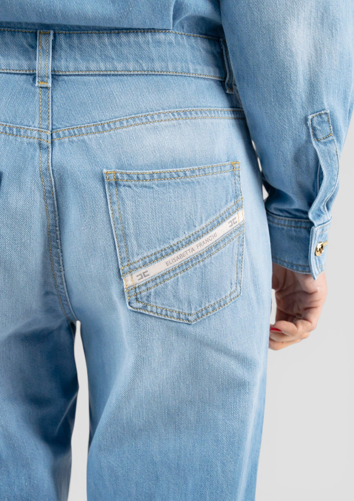 SS26-TJ44D61E2 TUTA IN DENIM CON DETTAGLIO LETTERING