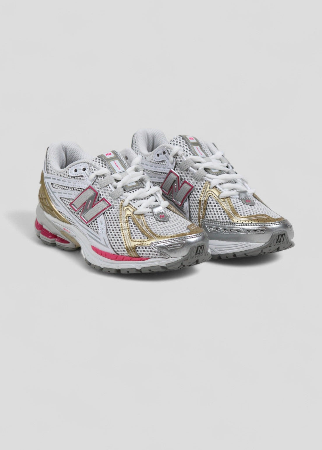 SS25 U1906RCH SNEAKERS IN PELLE SINTETICA COLORE SILVER ORANCE