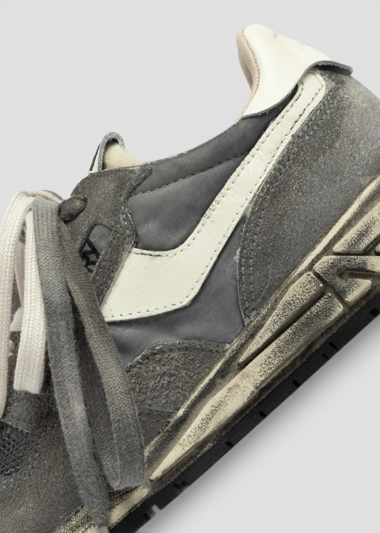 WVLM-YS07 SNEAKERS REELWIND SUP VINT SUEDE/NYLON   WHITE/BLACK