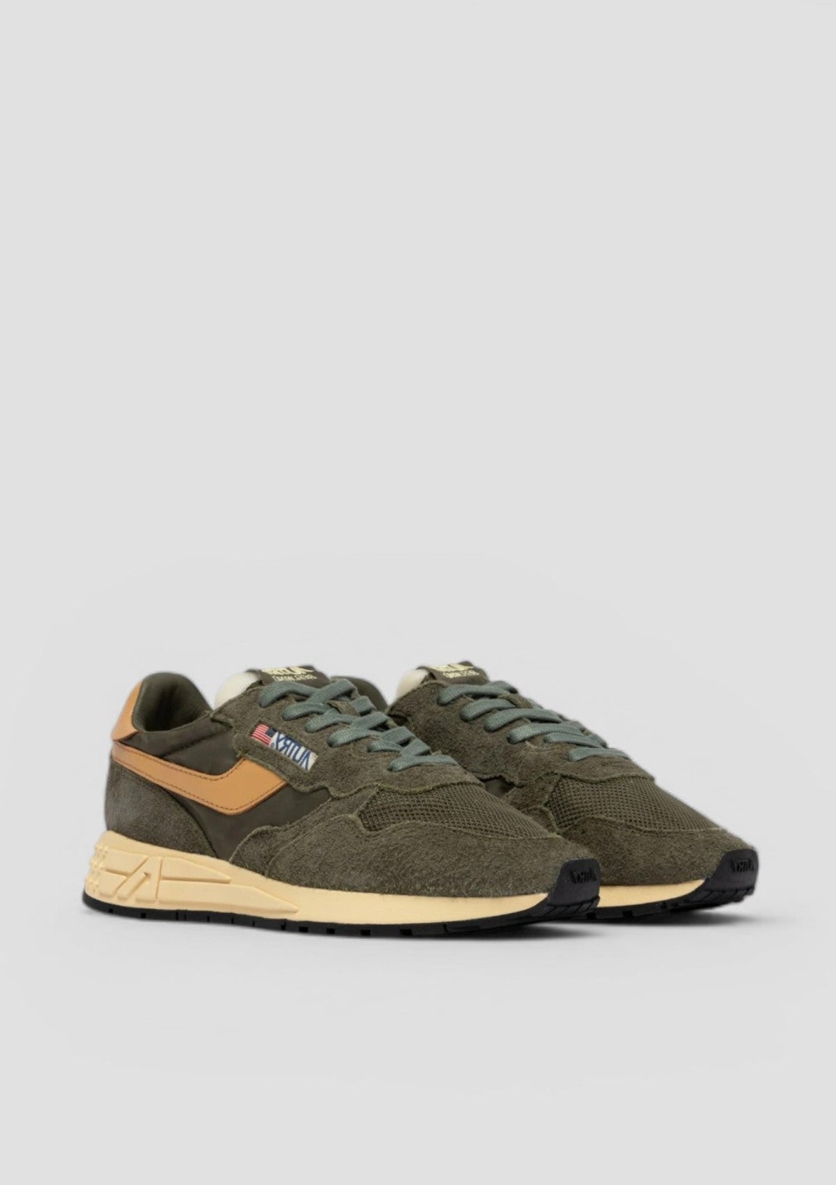 SS26-WWLM-UT44 SNEAKERS REELWIND SUEDE/NAT  KAHKI/TAFFY