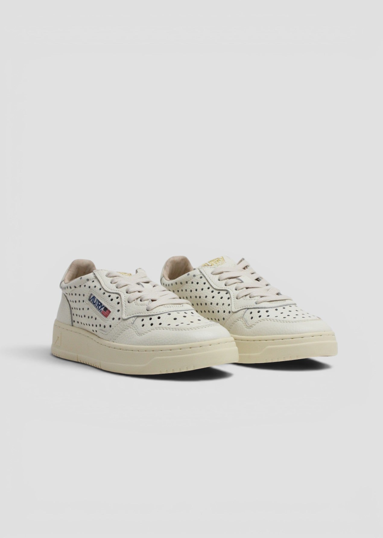 SS26-AULW-FA04 SNEAKERS DONNA MEDALIST  LEATHER/HOLE PANNA