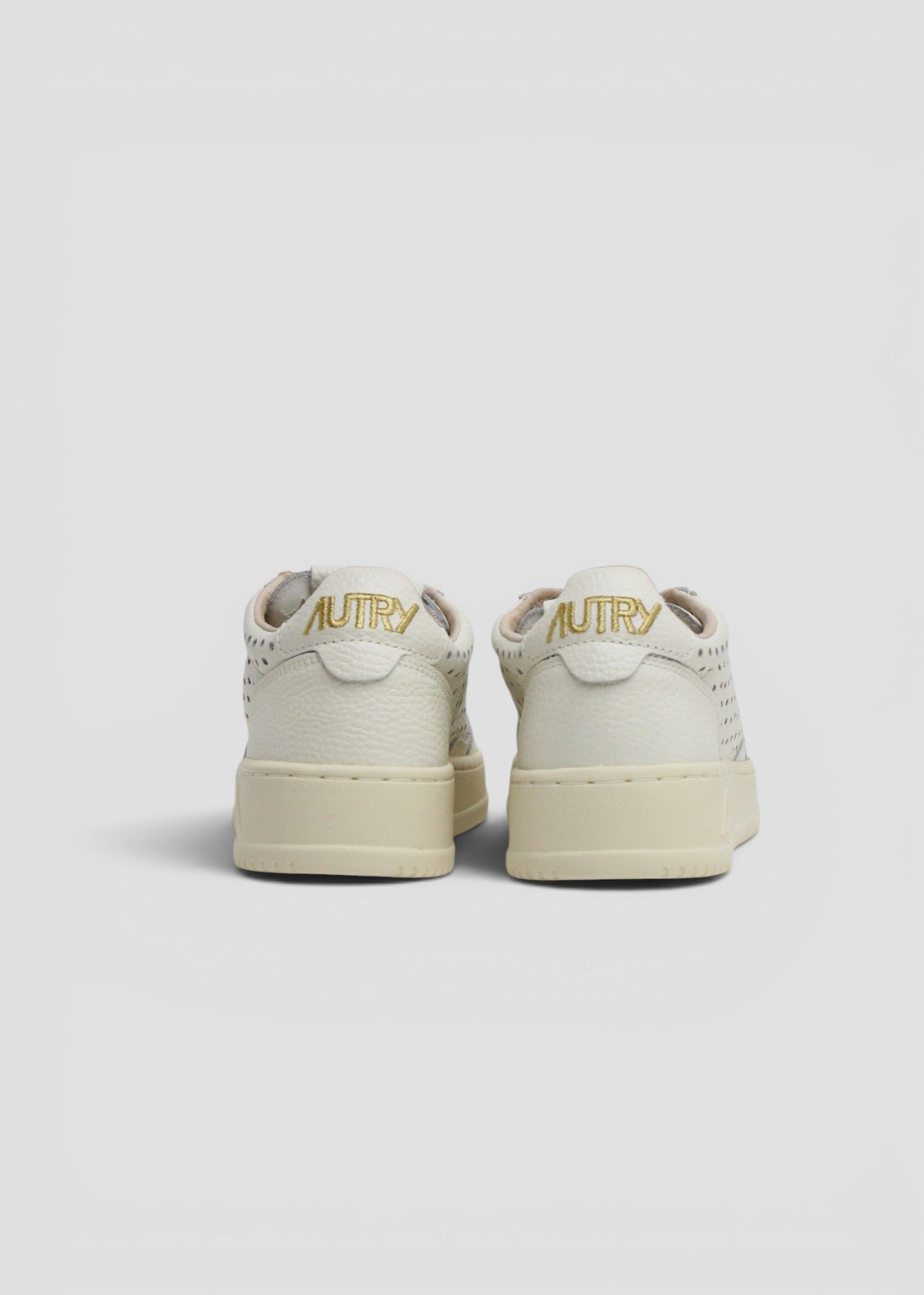 SS26-AULW-FA04 SNEAKERS DONNA MEDALIST  LEATHER/HOLE PANNA
