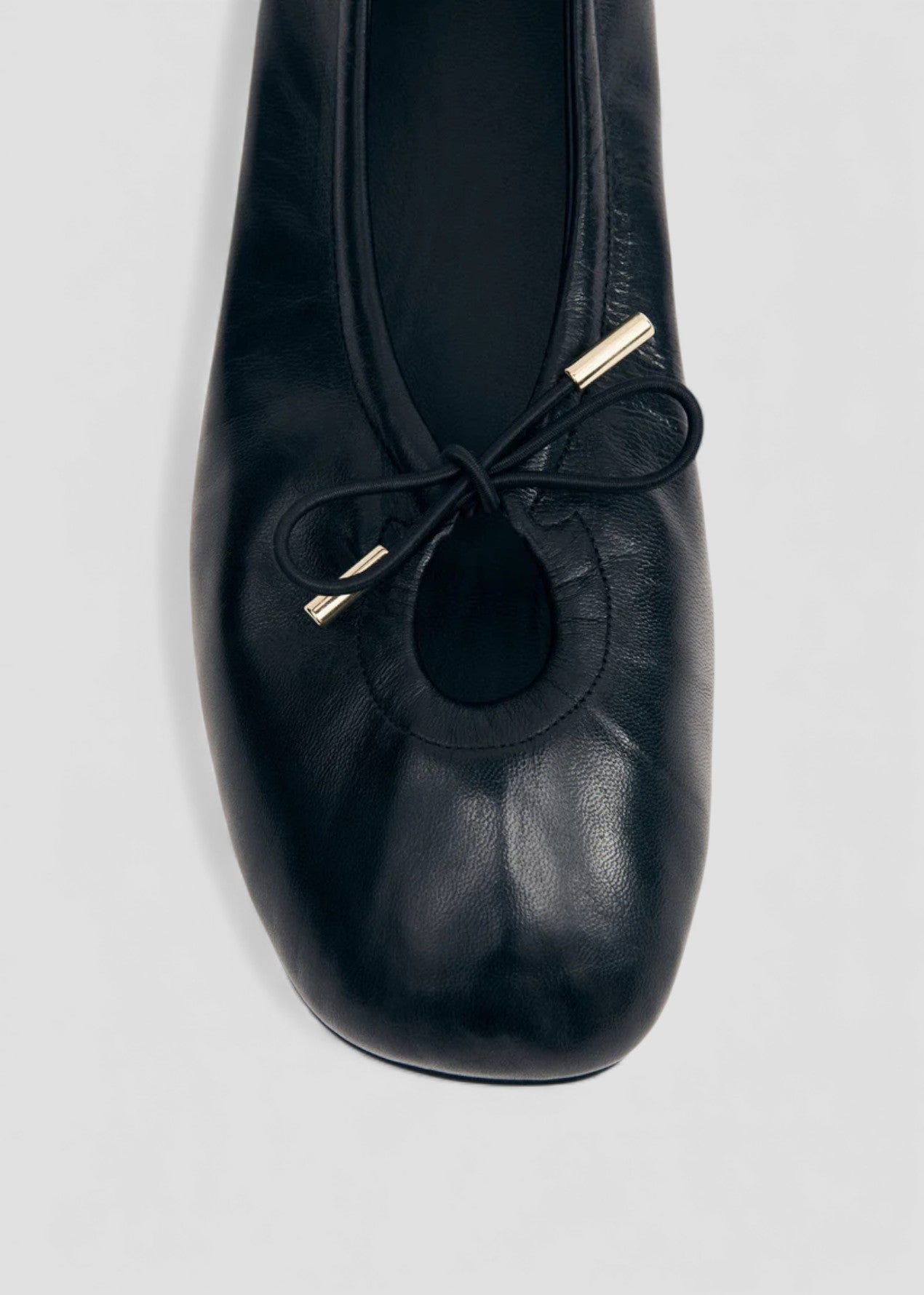 SS26-100303-04. ROSALIND BALLERINA IN PELLE NERA