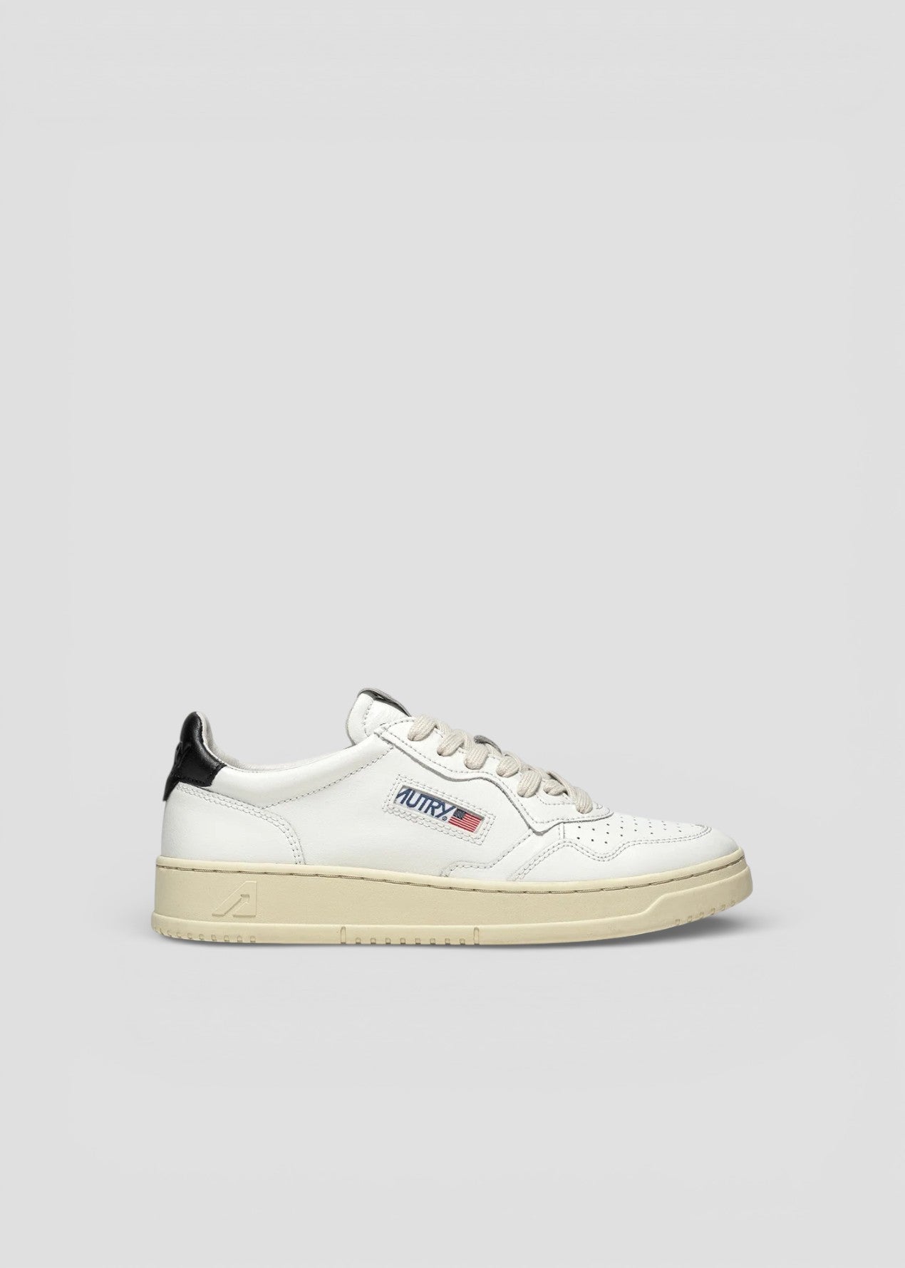 AULW-LL22  SNEAKERS DONNA MEDALIST LEATHER/LEATHER WHITE /BLACK