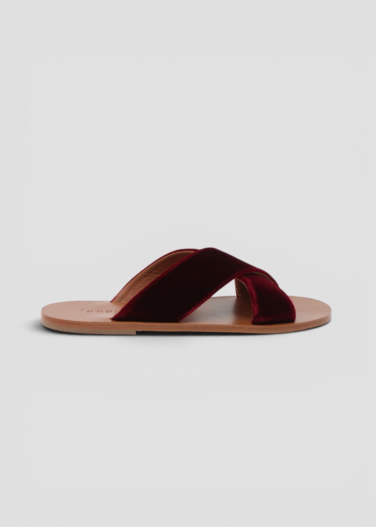 SS26-9426268. STROMBOLI SANDALO IN  VELLUTO COLOR  RUBINO